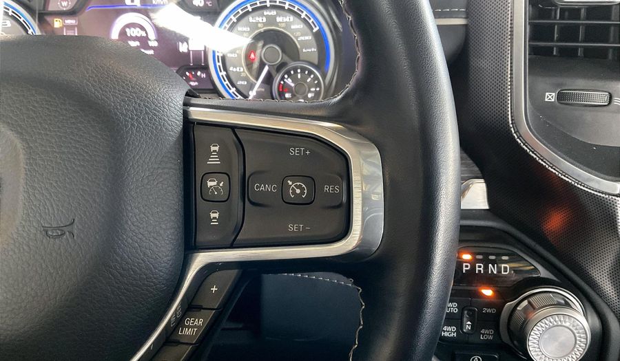 Ram 1500 LIMITED CREW CAB Pickup 2022