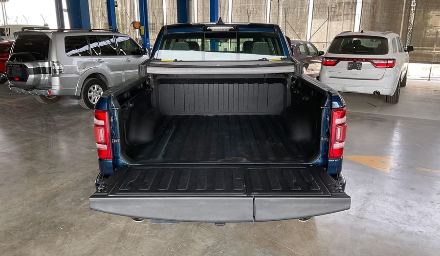 Ram 1500 LIMITED CREW CAB Pickup 2022