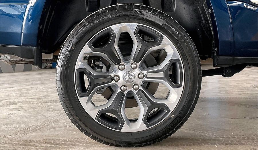 Ram 1500 LIMITED CREW CAB Pickup 2022