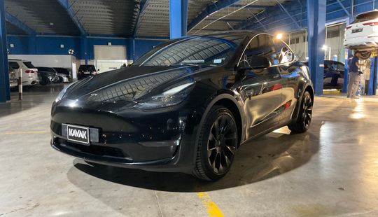 Tesla • Model Y
