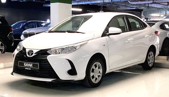 Toyota Yaris SE / E-2022