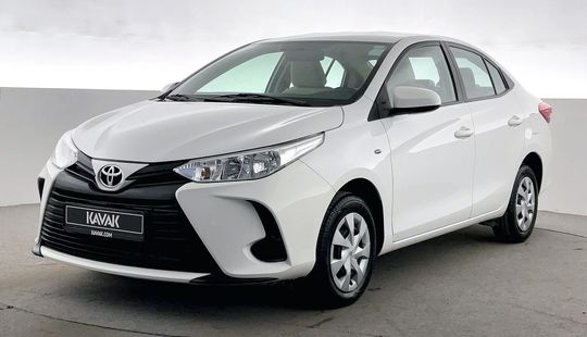 Toyota • Yaris