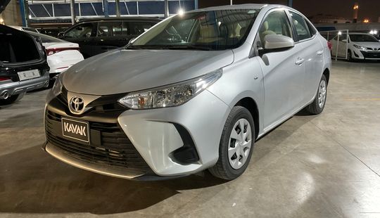 Toyota • Yaris