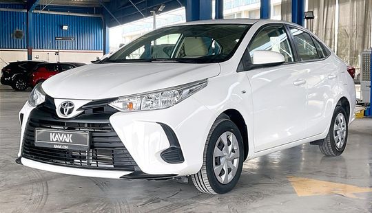 Toyota • Yaris
