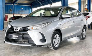 Toyota • Yaris