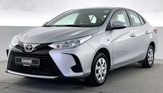 Toyota • Yaris