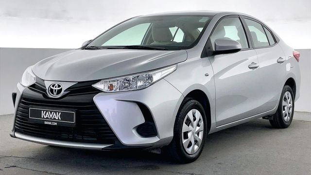 Toyota Yaris SE / E