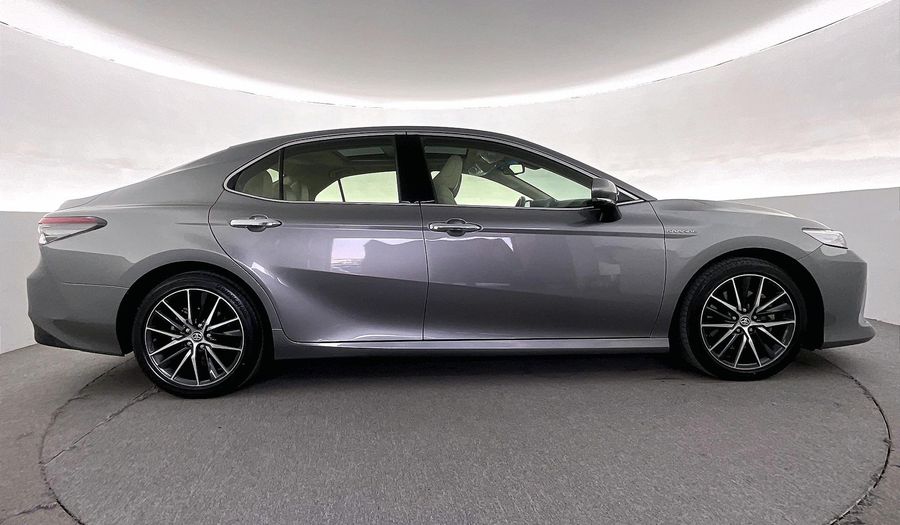 Toyota Camry SE+ Sedan 2022