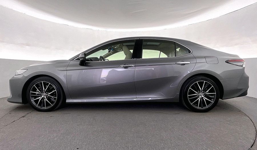 Toyota Camry SE+ Sedan 2022