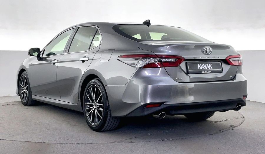 Toyota Camry SE+ Sedan 2022