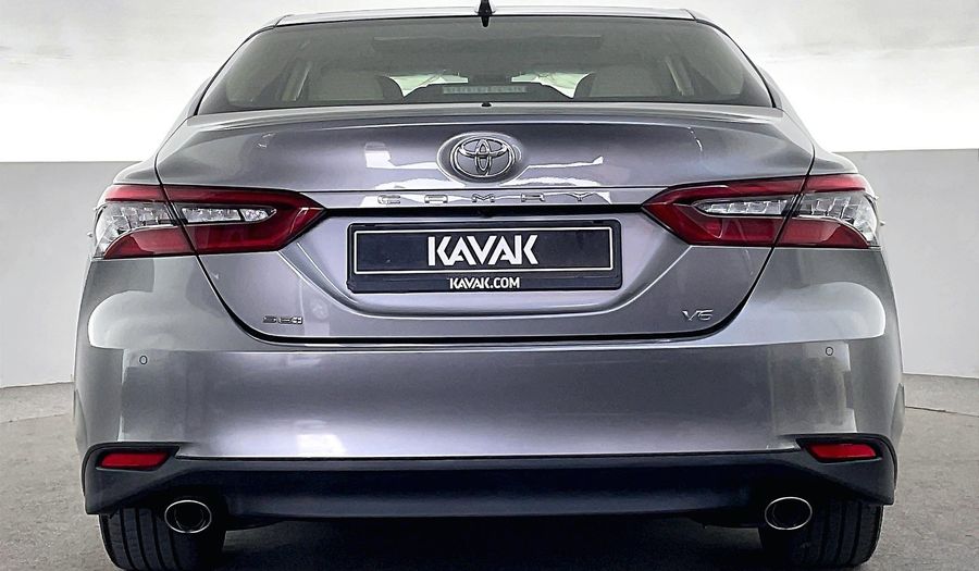 Toyota Camry SE+ Sedan 2022