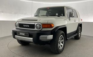 Toyota • FJ Cruiser