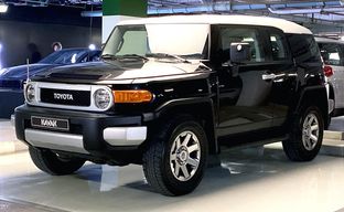 Toyota • FJ Cruiser