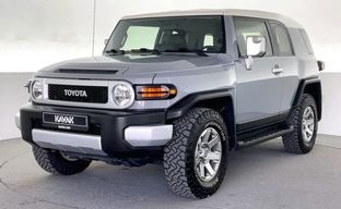 Toyota • FJ Cruiser