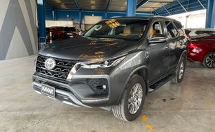 Toyota • Fortuner