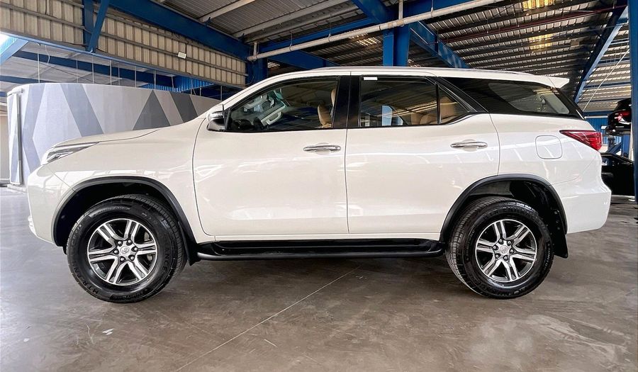 Toyota Fortuner EXR Suv 2022