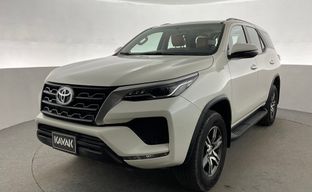 Toyota • Fortuner