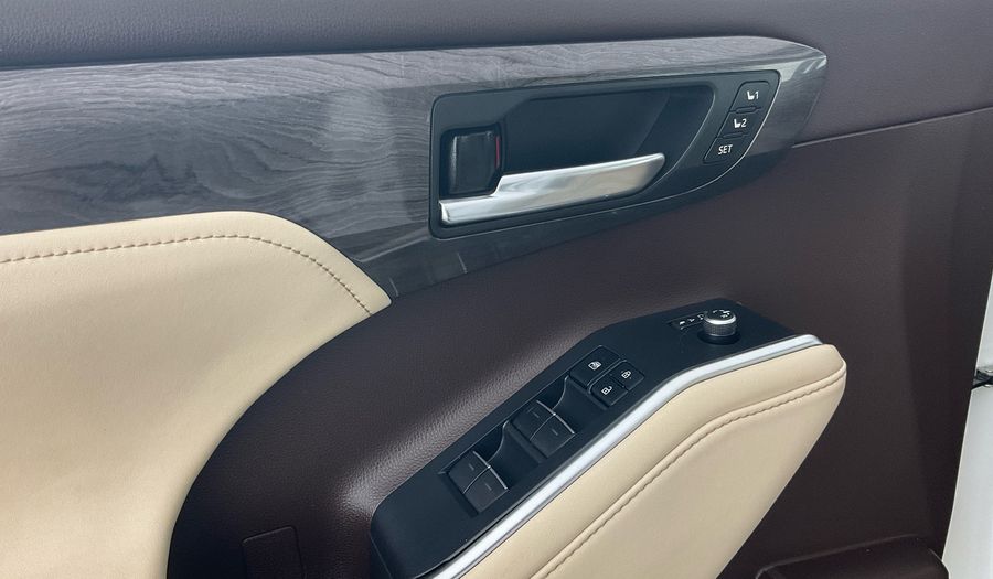 Toyota Highlander 2.5 VXR HEV 4WD CVT AUTO Suv 2022