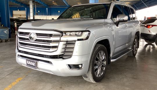 Toyota • Land Cruiser
