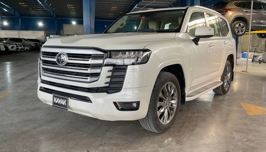 تويوتا لاند كروزر GXR-2022