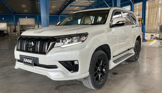 Toyota • Land Cruiser Prado