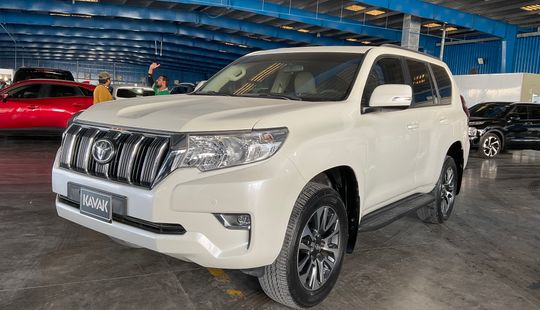 Toyota • Land Cruiser Prado