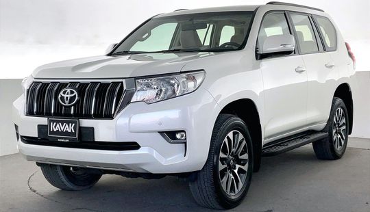 Toyota • Land Cruiser Prado