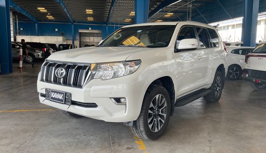 Toyota • Land Cruiser Prado