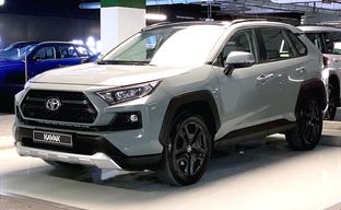 Toyota • RAV4