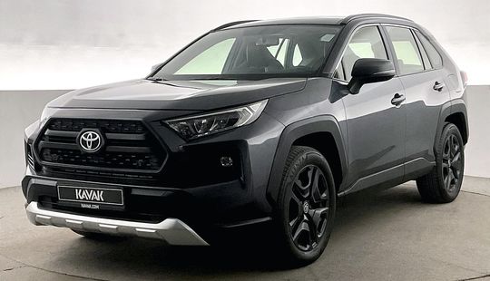 Toyota • RAV4