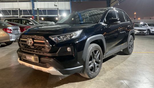 Toyota • RAV4