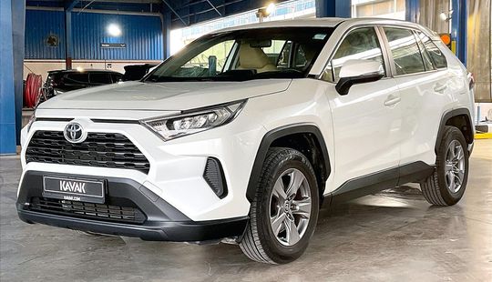 Toyota • RAV4