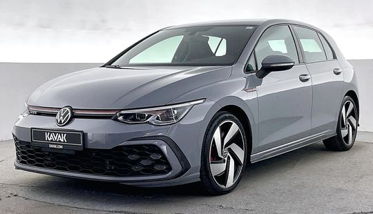 Volkswagen • Golf
