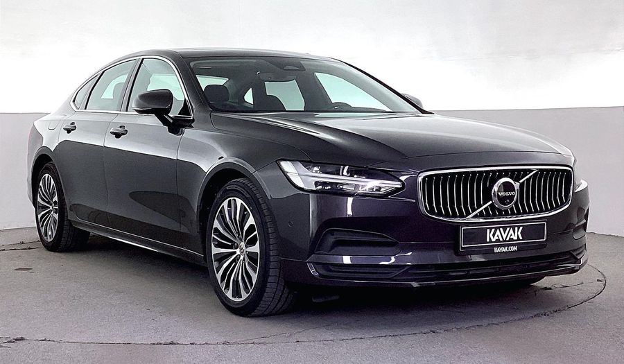 Volvo S90 B5 MOMENTUM Sedan 2022
