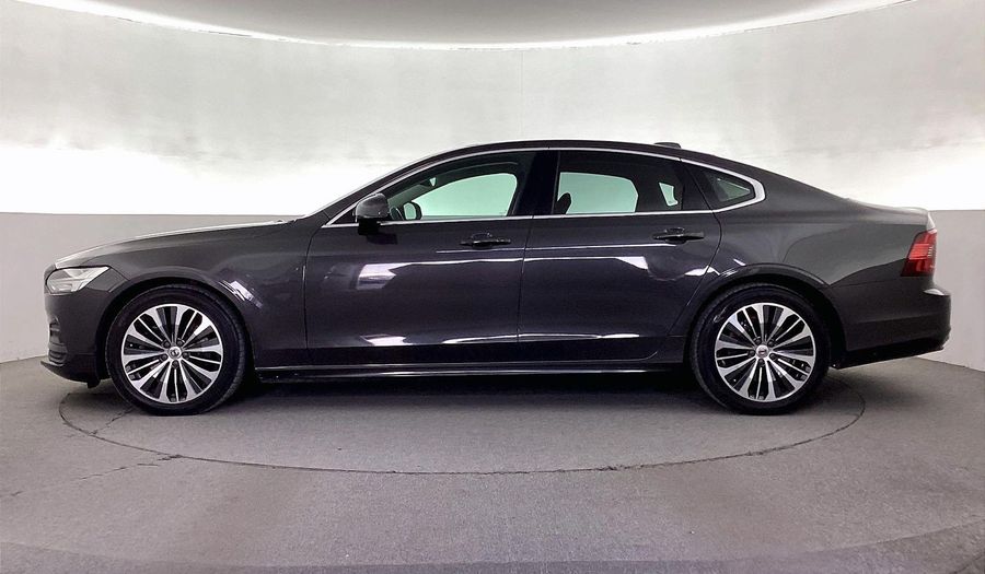 Volvo S90 B5 MOMENTUM Sedan 2022