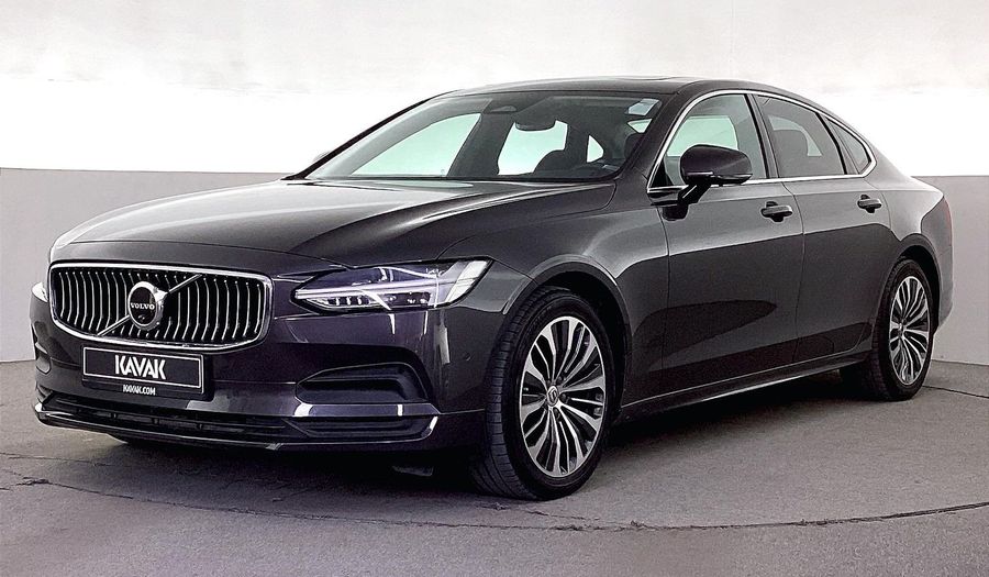 Volvo S90 B5 MOMENTUM Sedan 2022