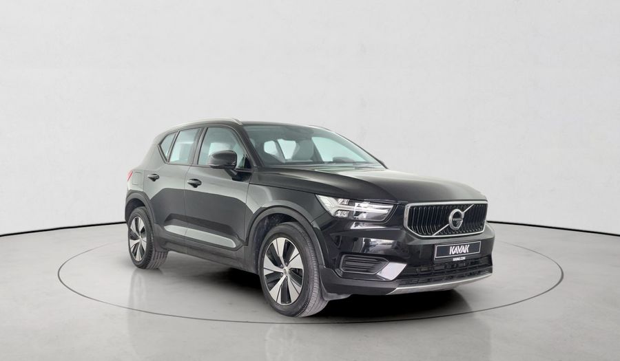 Volvo Xc40 2.0 T4 MOMENTUM AUTO Suv 2022