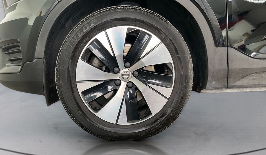 Volvo Xc40 2.0 T4 MOMENTUM AUTO Suv 2022