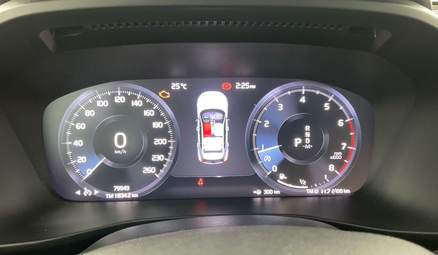 Volvo Xc40 2.0 T4 MOMENTUM AUTO Suv 2022