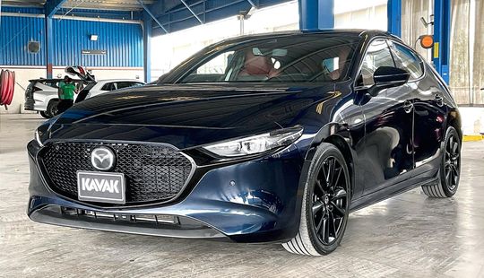 Mazda • Mazda 3