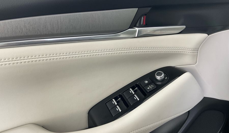 Mazda 6 2.5 LUXE AUTO SRF Sedan 2023