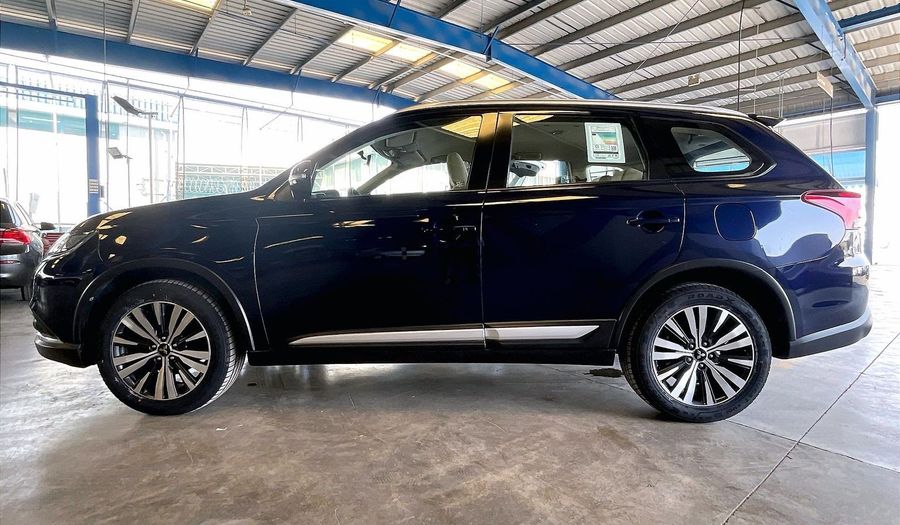 Mitsubishi Outlander 2.5 GLX AUTO 4WD 7SEAT ML FABRIC SEATS Suv 2023