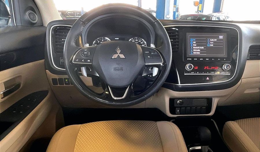 Mitsubishi Outlander 2.5 GLX AUTO 4WD 7SEAT ML FABRIC SEATS Suv 2023