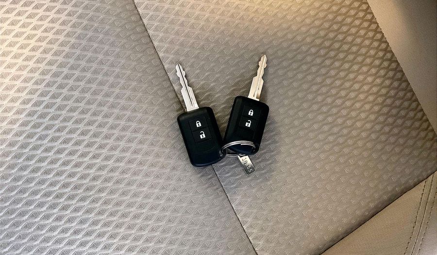 Mitsubishi Outlander 2.5 GLX AUTO 4WD 7SEAT ML FABRIC SEATS Suv 2023