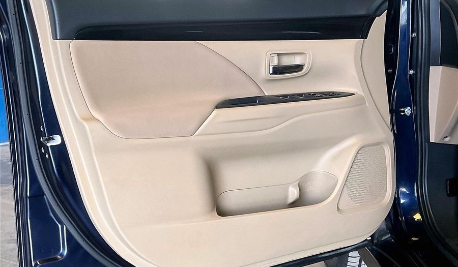 Mitsubishi Outlander 2.5 GLX AUTO 4WD 7SEAT ML FABRIC SEATS Suv 2023