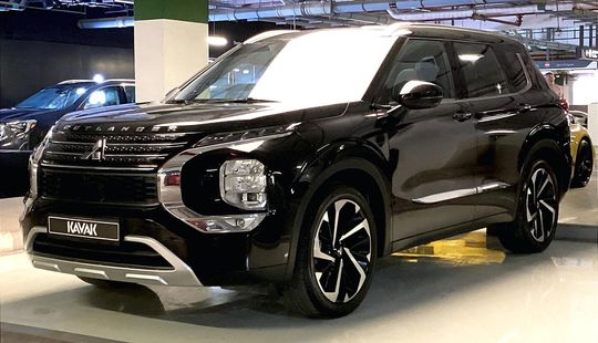 Mitsubishi Outlander Premium - Launch Edition-2023