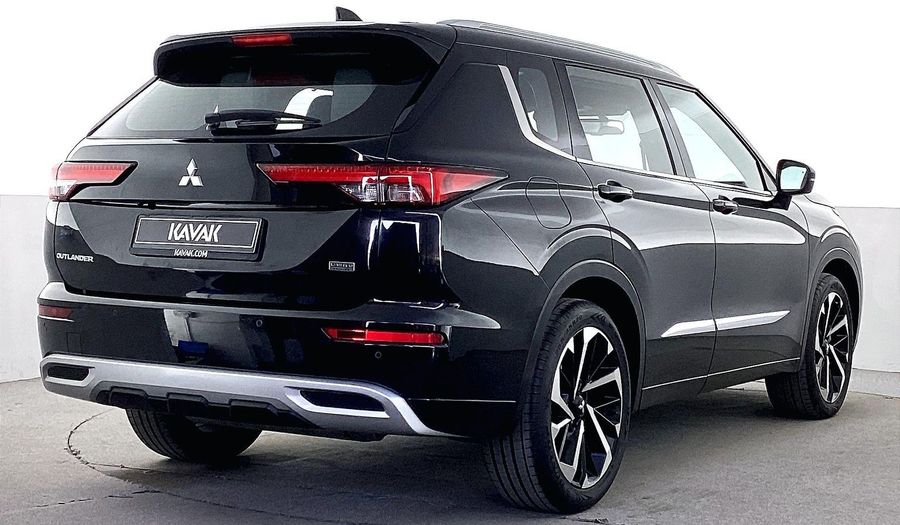 Mitsubishi Outlander PREMIUM - LAUNCH EDITION Suv 2023