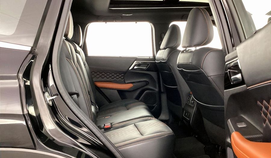 Mitsubishi Outlander PREMIUM - LAUNCH EDITION Suv 2023