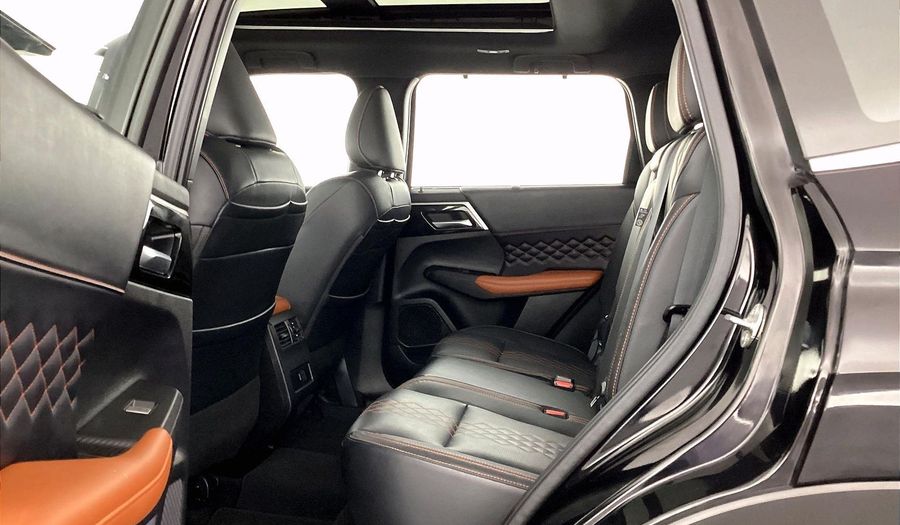 Mitsubishi Outlander PREMIUM - LAUNCH EDITION Suv 2023