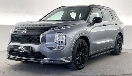 Mitsubishi • Outlander